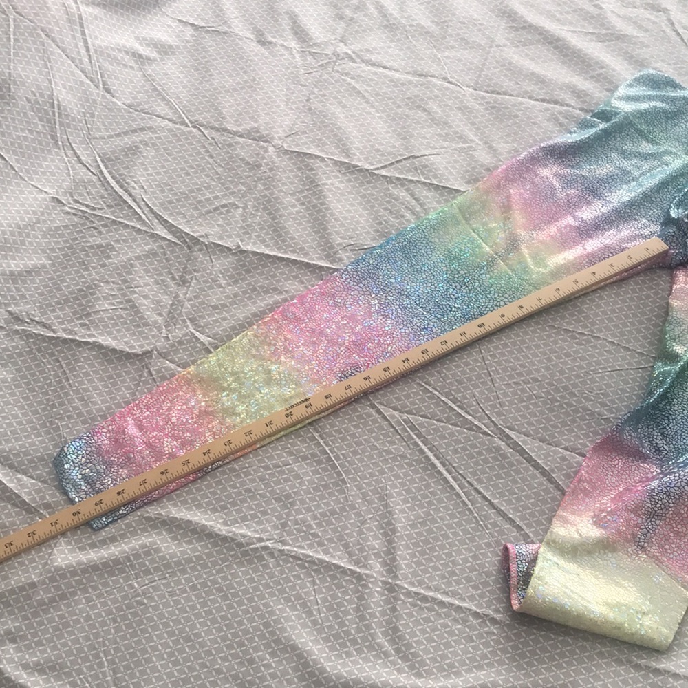 Pink and Blue Sequin Leggings with Holographic Effect - Picture 7 of 10